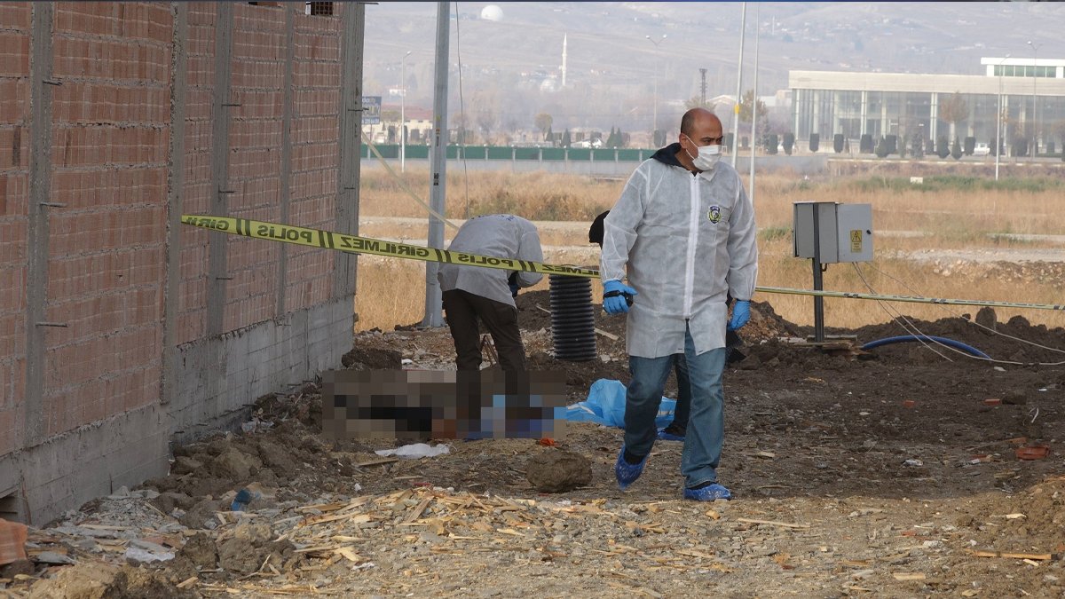 Lise öğrencisinin acı sonu! Çevredekiler inşaatın yanında buldu