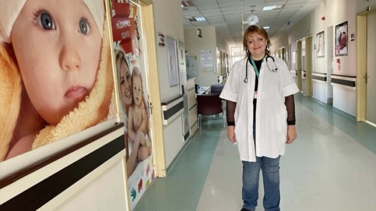 Ukraynalı kadın doktor Olena, Hakkari'de görev yapıyor