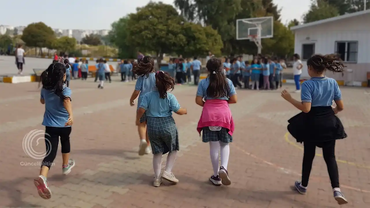 MEB'den okul idarecilerine uyarı: O uygulama artık yasak!