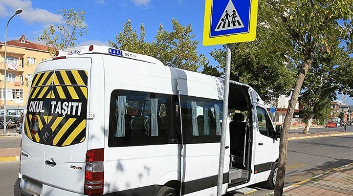 Kız öğrenci minibüs şoförünün cinsel istismarcı olduğu ortaya çıktı! Tutuklandı!