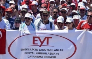 Emeklilikte Yaşa Takılanlarla İlgili Flaş Açıklama!